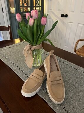 Vionic Beige Suede Penny Loafers with White Sole